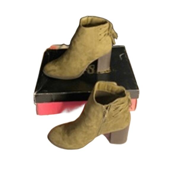 Boho Chic Olive Suede Block Heel Ankle Boots “Stacey” Style Size 7 - Picture 3 of 10
